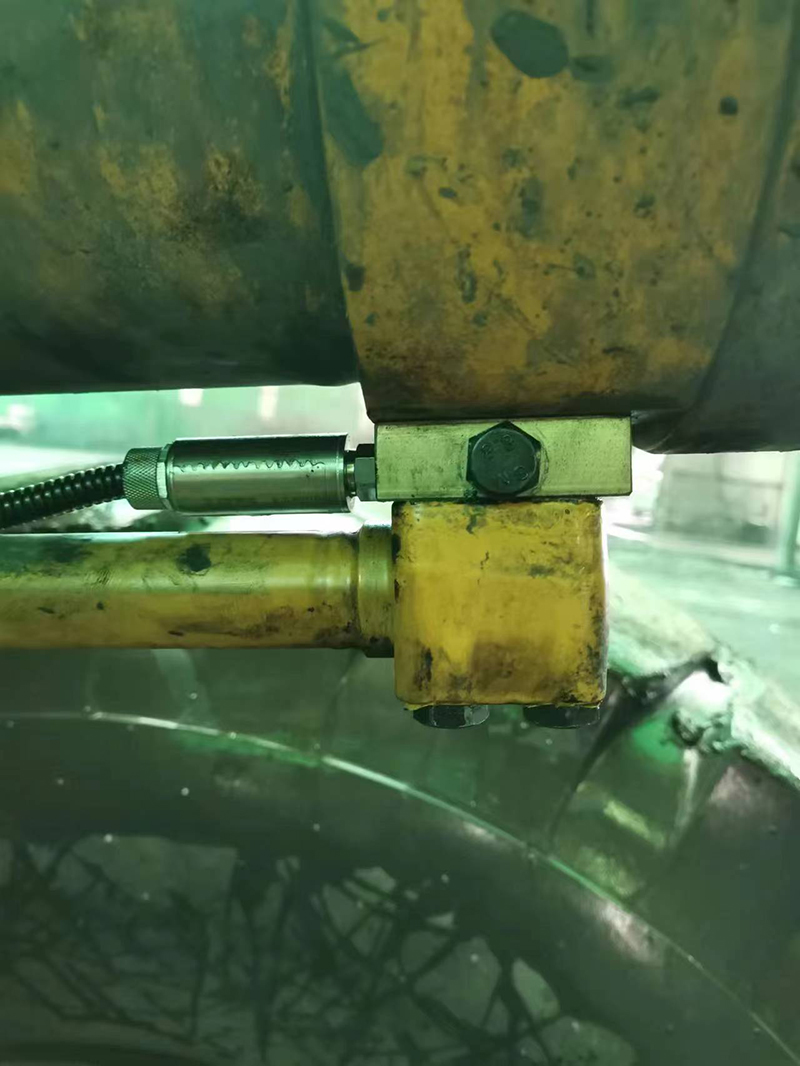 平頂山寶豐裝載機電子秤安裝調試完畢！交付客戶使用